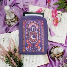 Iredenscence E-reader Sleeve - Purple